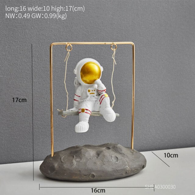 Astronaut Model Swing Calendar Figurines